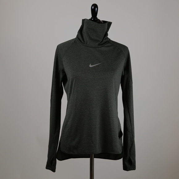Nike AeroReact Women's Long-Sleeve Running Top - Picture 2 of 8